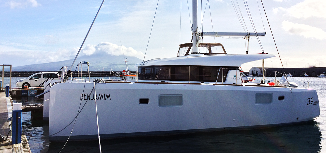 Lagoon 39